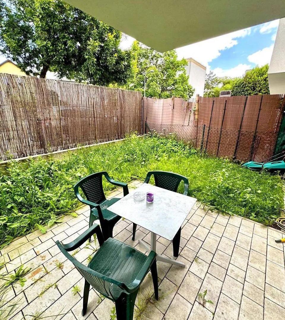 Cozy 2Br Apartment In Floridsdorf Area Vienna 0*,  Austria