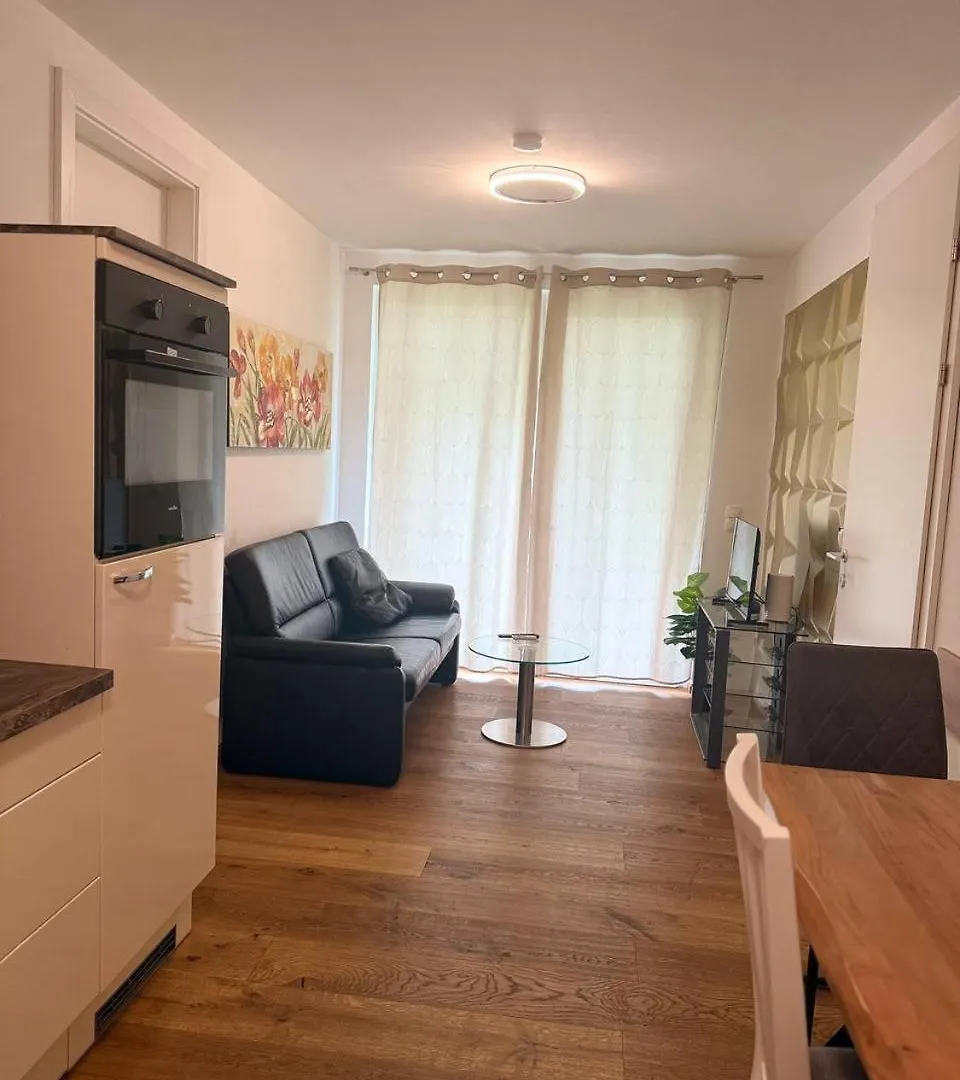 Cozy 2Br Apartment In Floridsdorf Area Viena 0*,